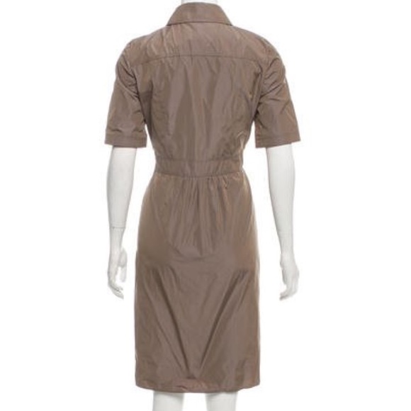 Burberry Ruffle Iredescent dress in taupe-NWOT - Picture 3 of 5